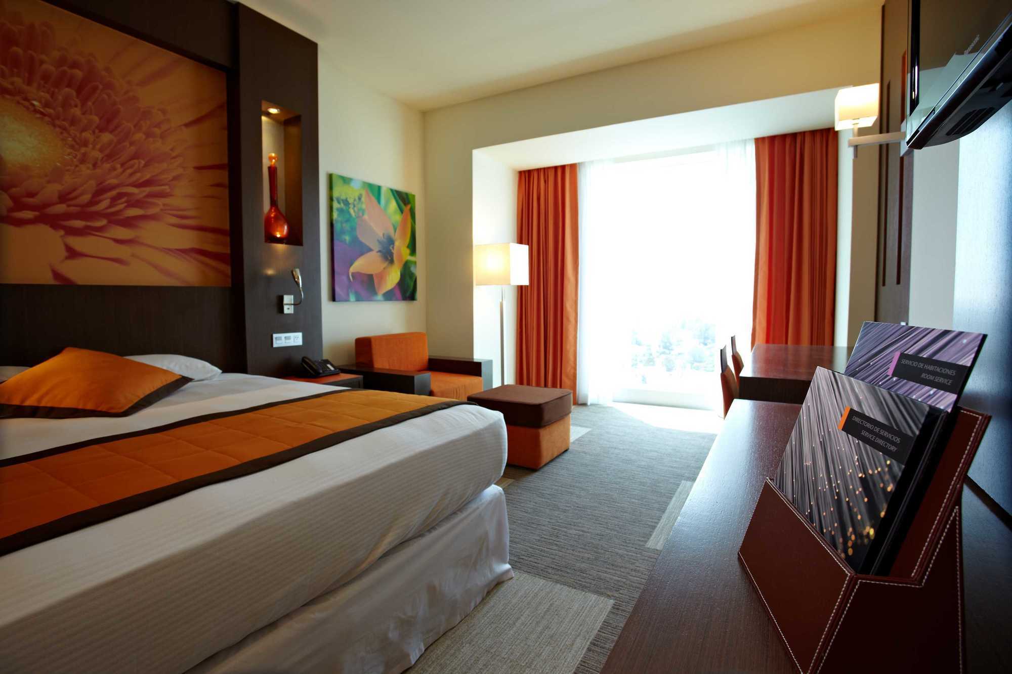 Hotel Riu Plaza Guadalajara Chambre photo