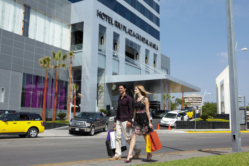 Hotel Riu Plaza Guadalajara Extérieur photo